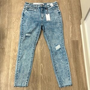 Judy Blue - Distressed Skinny Fit High Waist Jeans